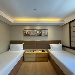 3* Otel Jinjiang - Makati