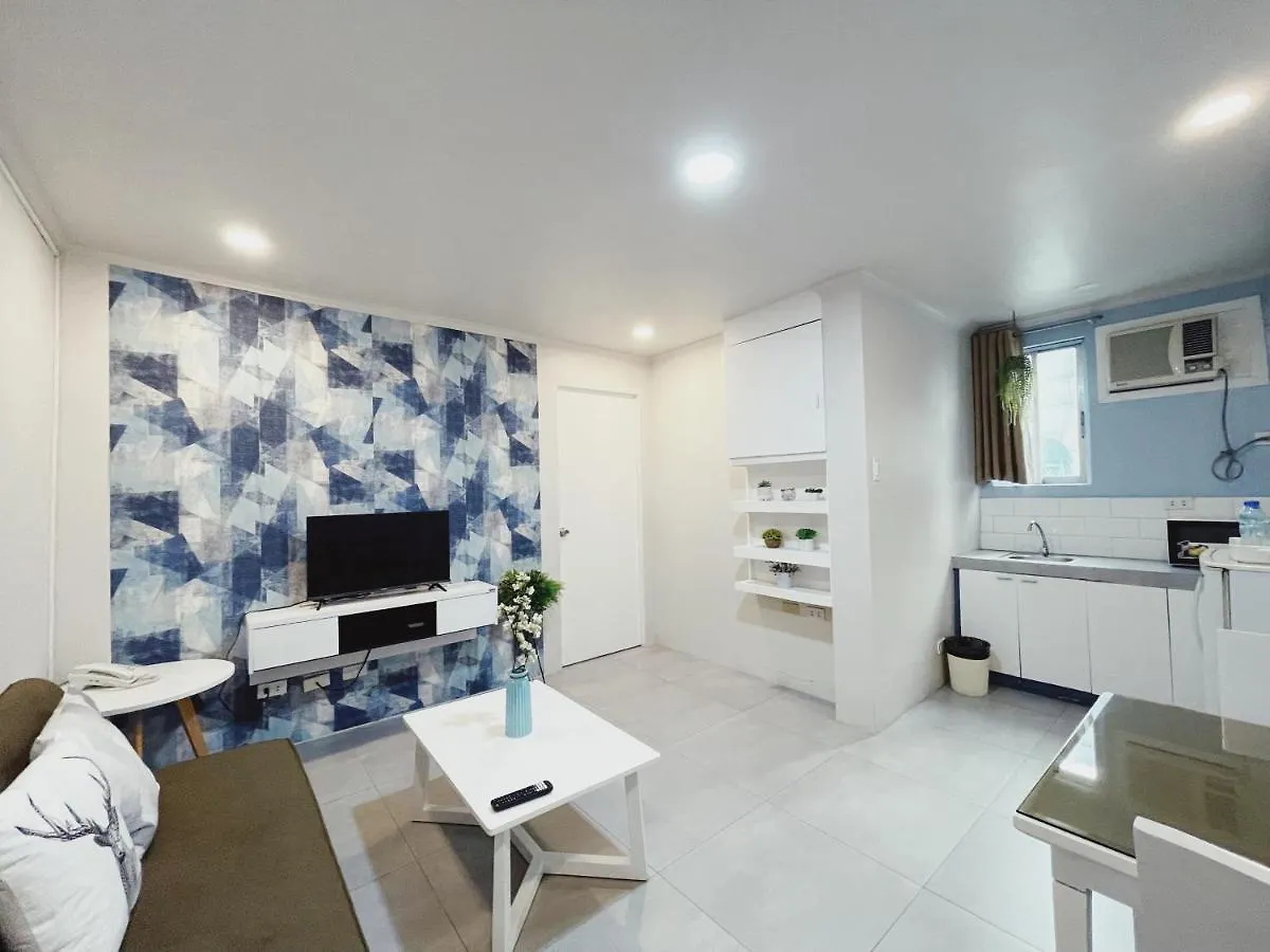 One Bedroom - Queen Makati City Philippines