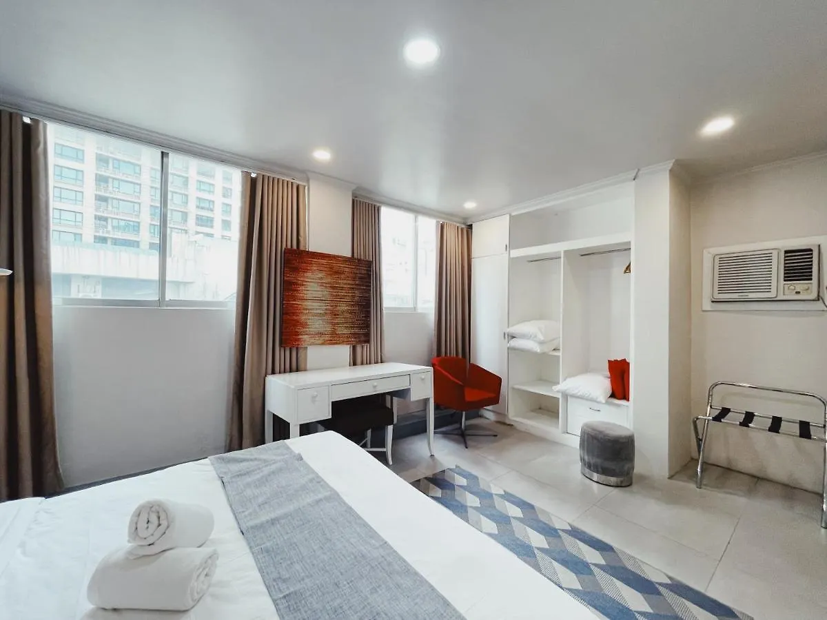 Hotel One Bedroom - Queen Makati City Philippines